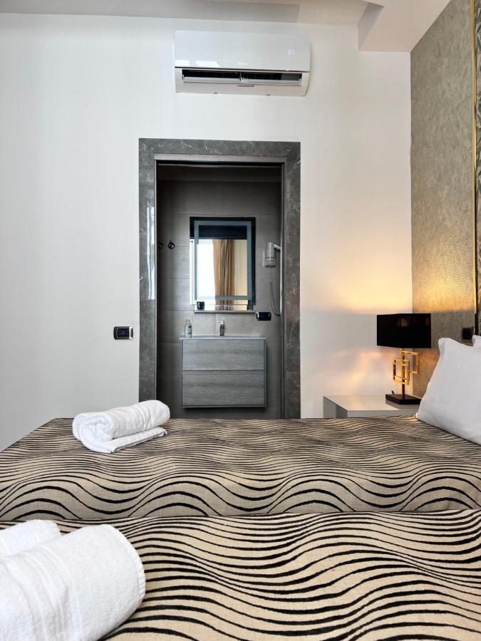 Daphne Luxury Suites Roma Esterno foto