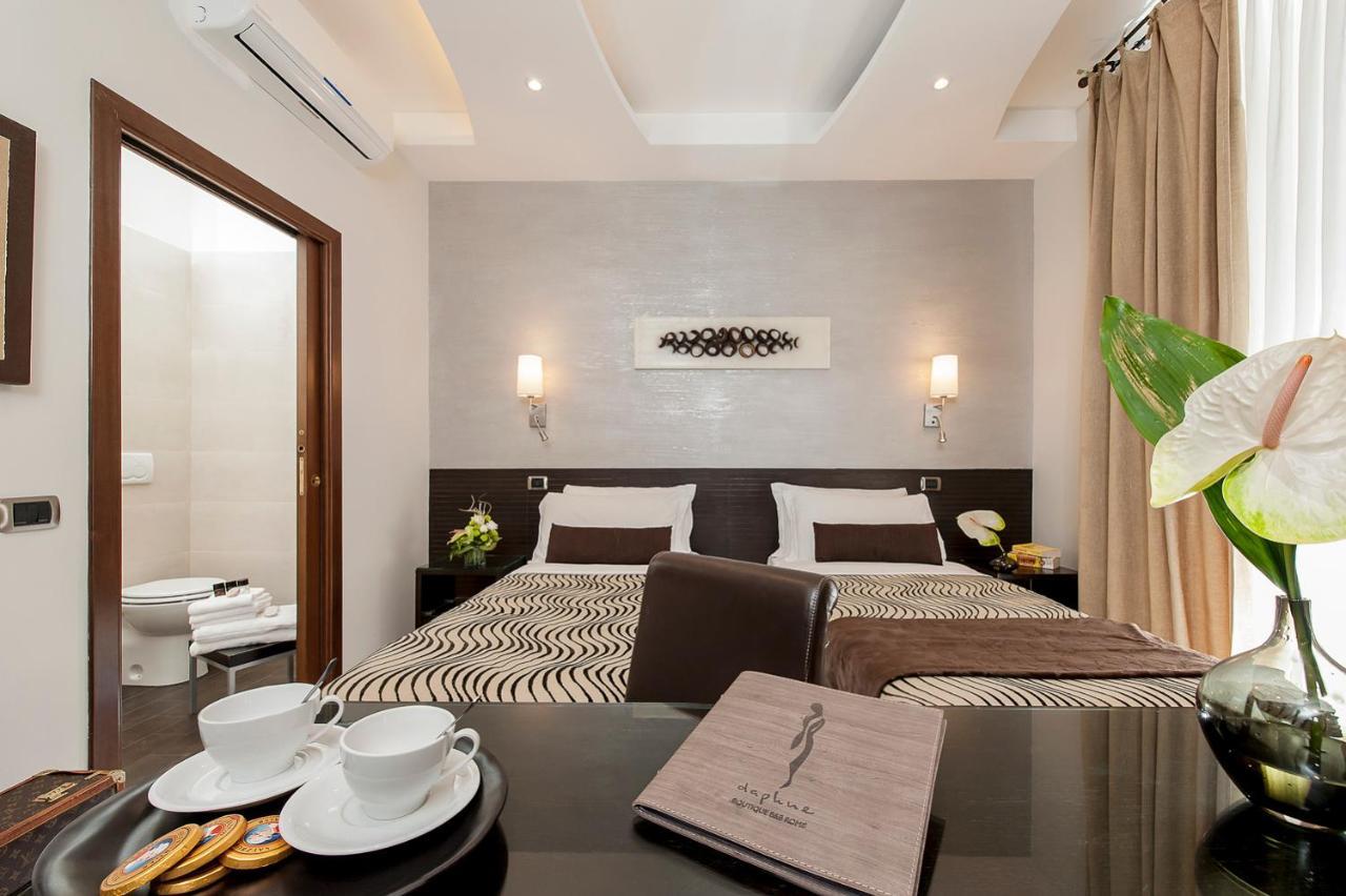 Daphne Luxury Suites Roma Esterno foto